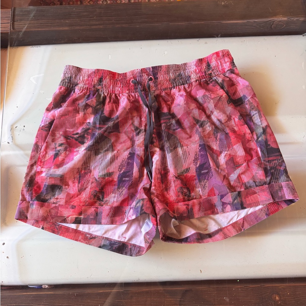 Women's Pink Patterned Shorts